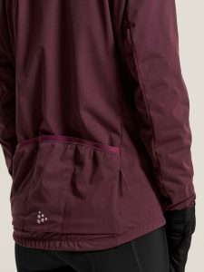 1916416-7750_Core20Bike20SubZ20Insulate20Jacket20W_closeup10