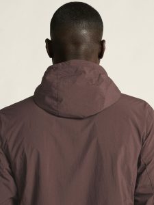 1916543-286000_SubZ20Light20Jacket20M_closeup8