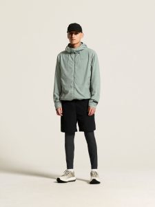 1916543-6550_SubZ20Light20Jacket20M_closeup1