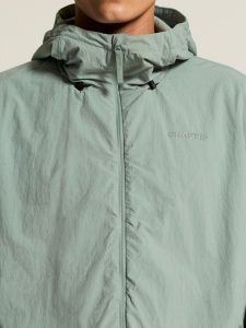 1916543-6550_SubZ20Light20Jacket20M_closeup6