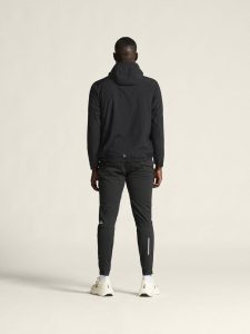 1916543-999000_SubZ20Light20Jacket20M_closeup3