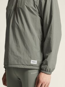 1916545-647000_SubZ20Overhead20Jacket20M_closeup6