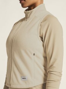 1916566-214000_SubZ20Fleece20Vest20W_closeup6