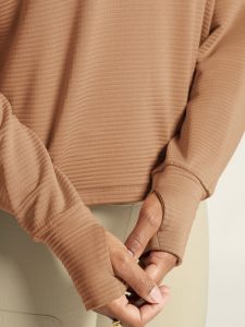 1916569-246000_SubZ20Funnelneck20Jersey20W_closeup8