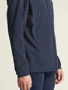 1916619-396000_ADV20Essence20Warm20Jacket20320M_closeup6