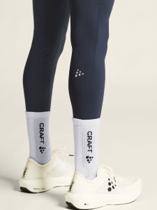 1916656-396000_ADV20Essence20Warm2020Tights20320M_closeup6