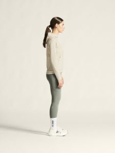 1916657-647000_ADV20Essence20Warm20Tights20320W_closeup2
