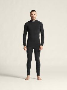 1916684-999000_Flow20Thermal20MN20LS20Tee20M_closeup1