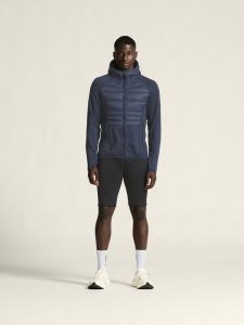 1916708-999000_Explore20Power20Fleece20Short20Tights20M_closeup1