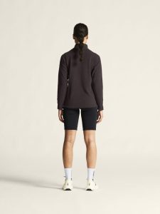 1916709-999000_Explore20Power20Fleece20Short20Tights20W_closeup3