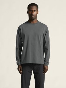 1916958-970000_Frequent20Heavy20LS20Tee20M_closeup4