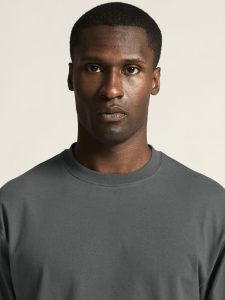 1916958-970000_Frequent20Heavy20LS20Tee20M_closeup5