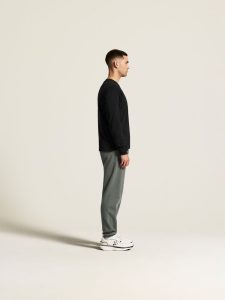 1916958-999000_Frequent20Heavy20LS20Tee20M_closeup2