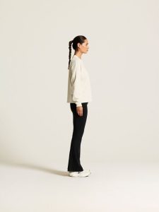 1916960-905000_Frequent20Heavy20LS20Tee20W_closeup2