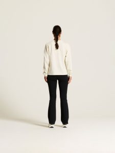 1916960-905000_Frequent20Heavy20LS20Tee20W_closeup3