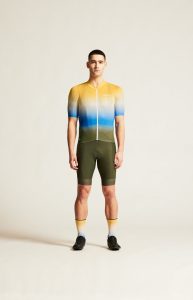 3806_c480e20e96-1914536-680007_adv-endur-graphic-jersey-m_closeup1-1350x0-1