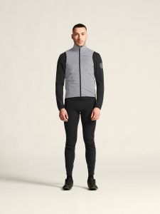 4699_f7c644f226_1916661-926999_adv-20essence-20lumen-20wind-20vest-20m_closeup1-1350x0-1