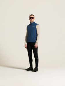 4833_7c6d2469f6-c17353-3810_everyday-thermal-wind-vest-m_closeup1-1350x0-1