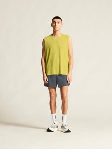 4861_49f8888846_c17278-5010_hypervent-20sleeveless-20m_closeup1-1350x0-1
