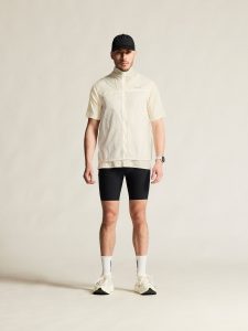 4872_4fc9d1203e_c17275-1050_hypervent-20light-20wind-20vest-20m_closeup1-1350x0-1