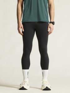 C17228-9990_ADV20Essence20tights20M_closeup4