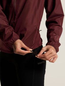 C17236-4820_Essence20wind20jacket20220W_closeup10