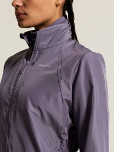 C17236-7630_Essence20wind20jacket20220W_closeup6