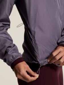 C17236-7630_Essence20wind20jacket20220W_closeup9