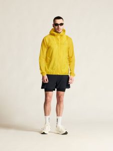C17273-5530_Hypervent20Light20Wind20Jacket20M_closeup1