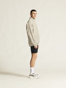 C17274-2140_Hypervent20Oversized20Wind20Jacket20M_closeup2