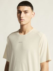 C17277-1050_Hypervent20Tee20M_closeup5