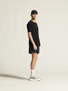 C17277-9990_Hypervent20Tee20M_closeup2