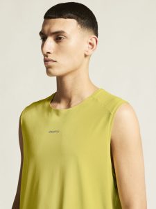 C17278-5010_Hypervent20Sleeveless20M_closeup5