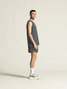 C17278-9580_Hypervent20Sleeveless20M_closeup2