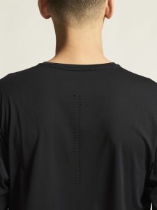 C17279-9990_Hypervent20Longsleeve20M_closeup6