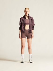 C17293-7880_Hypervent20Oversized20Wind20Jacket20W_closeup1