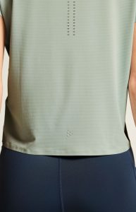 C17297-9310_Hypervent20Tee20W_closeup7