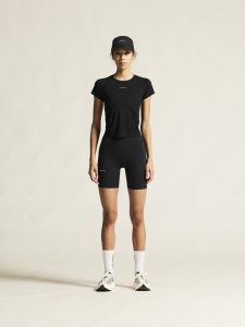 C17300-9990_Hypervent20Cropped20Tee20W_closeup1