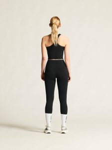 C17305-9990_Hypervent20Tights20W_closeup3