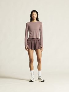 C17307-7880_Hypervent20Wide20Shorts20W_closeup1