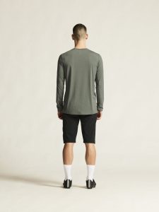 C17316-6470_Everyday20XT20LS20Jersey20M_closeup3