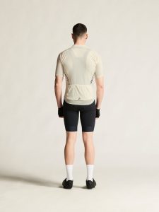 C17321-9990_Endur20Cargo20Bib20Shorts20C120M_closeup3