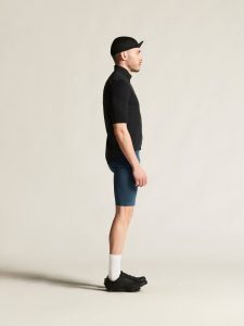 C17323-9990_Endur20Light20Wind20Vest20M_closeup2