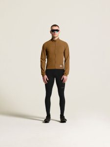 C17325-2610_Endur20Light20Wind20Jacket20M_closeup1