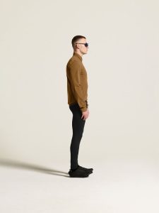 C17325-2610_Endur20Light20Wind20Jacket20M_closeup2