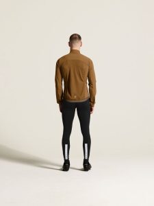 C17325-2610_Endur20Light20Wind20Jacket20M_closeup3