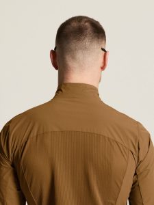 C17325-2610_Endur20Light20Wind20Jacket20M_closeup8