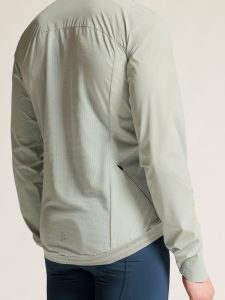 C17325-9310_Endur20Light20Wind20Jacket20M_closeup7