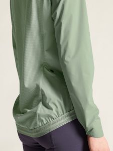 C17326-6300_Endur20Light20Wind20Jacket20W_closeup7
