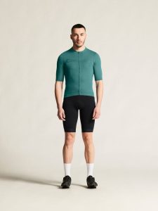 C17327-9990_Endur20Cargo20Bib20Shorts20C320M_closeup1